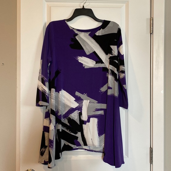 Alfani Tops - Alfani Purple, Black, & Gray 3/4 length sleeve Tunic top. Small